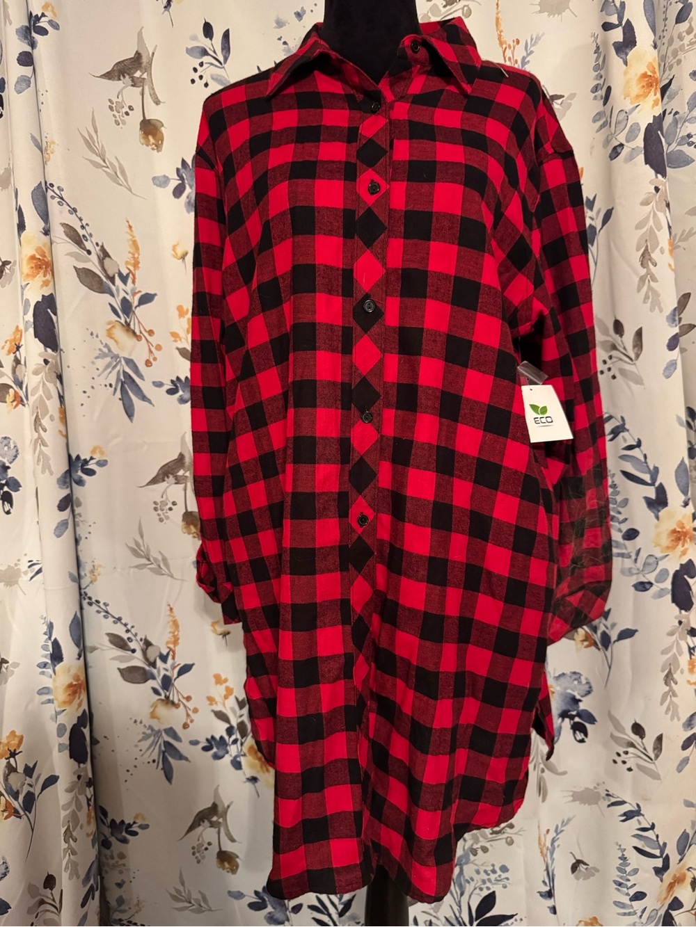 Ladies NWT Red and Black Buffalo Plaid Button Up Dress Size Large S & A B4